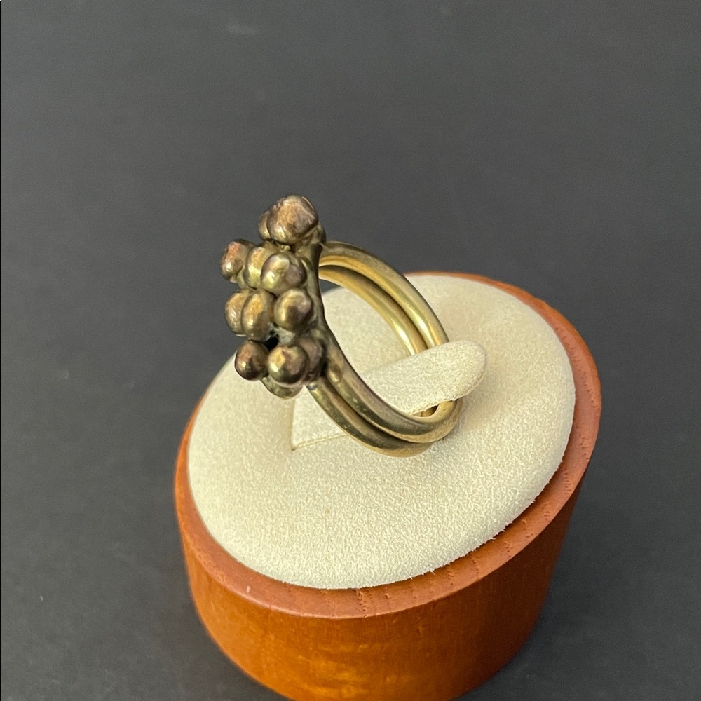 Brutalist Brass Cluster Ring - image 3